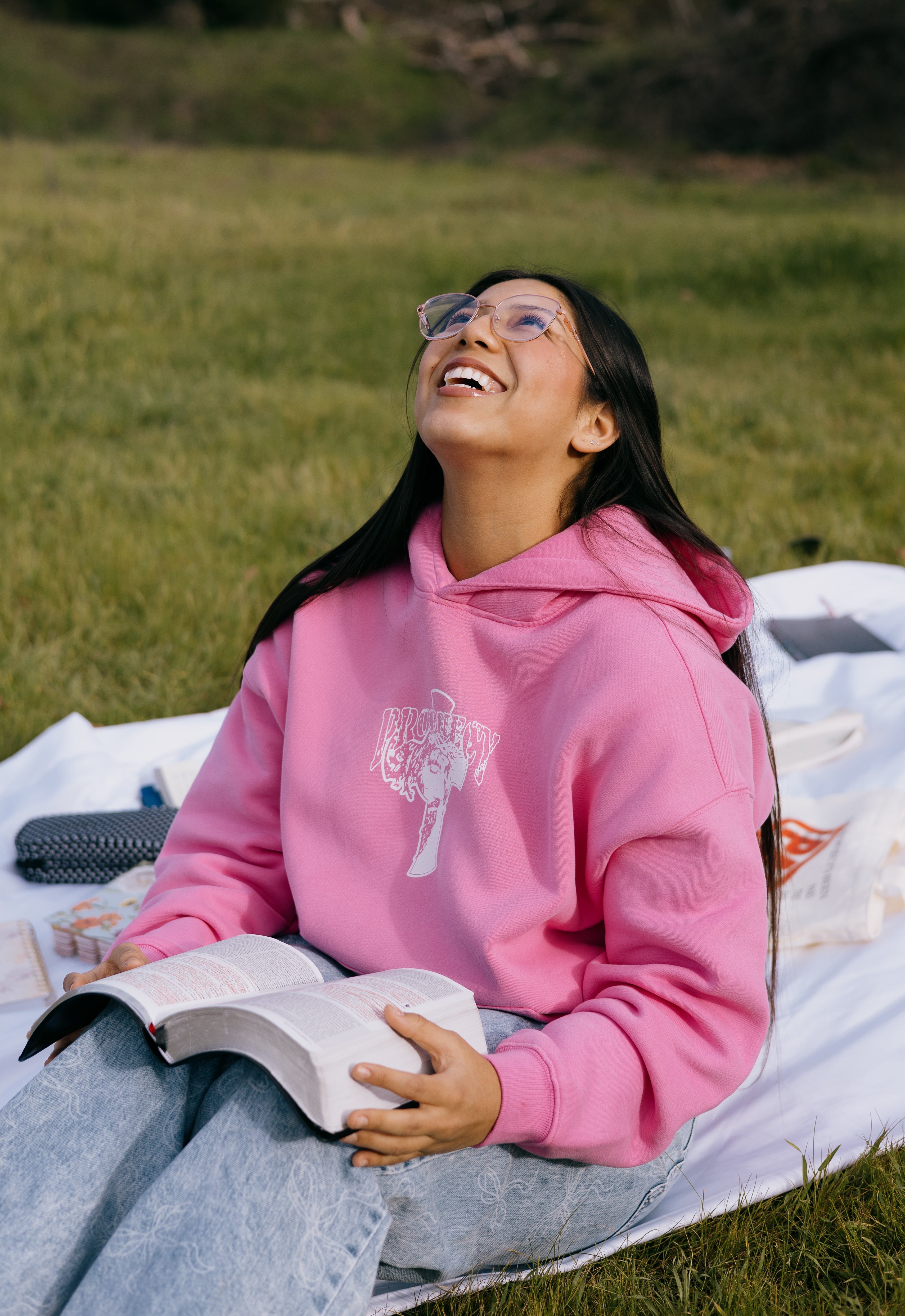 Glory2God Hoodie (Pink)