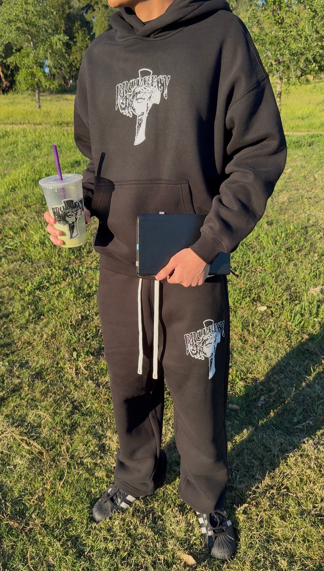 Glory2God Sweats (Black)